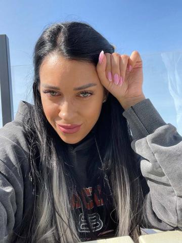 Эсфирь Горячая Спутница Реал фото 18